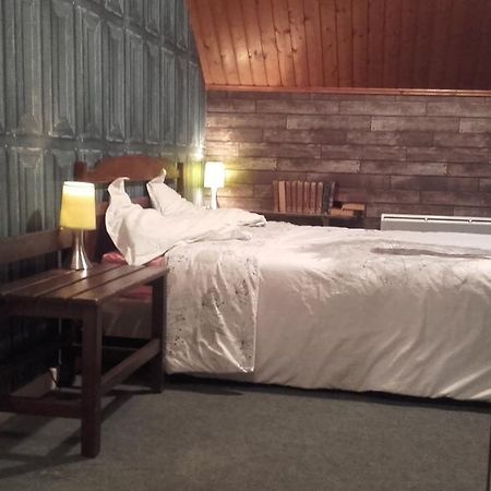 Auberge De Mandrin Dullin Eksteriør bilde